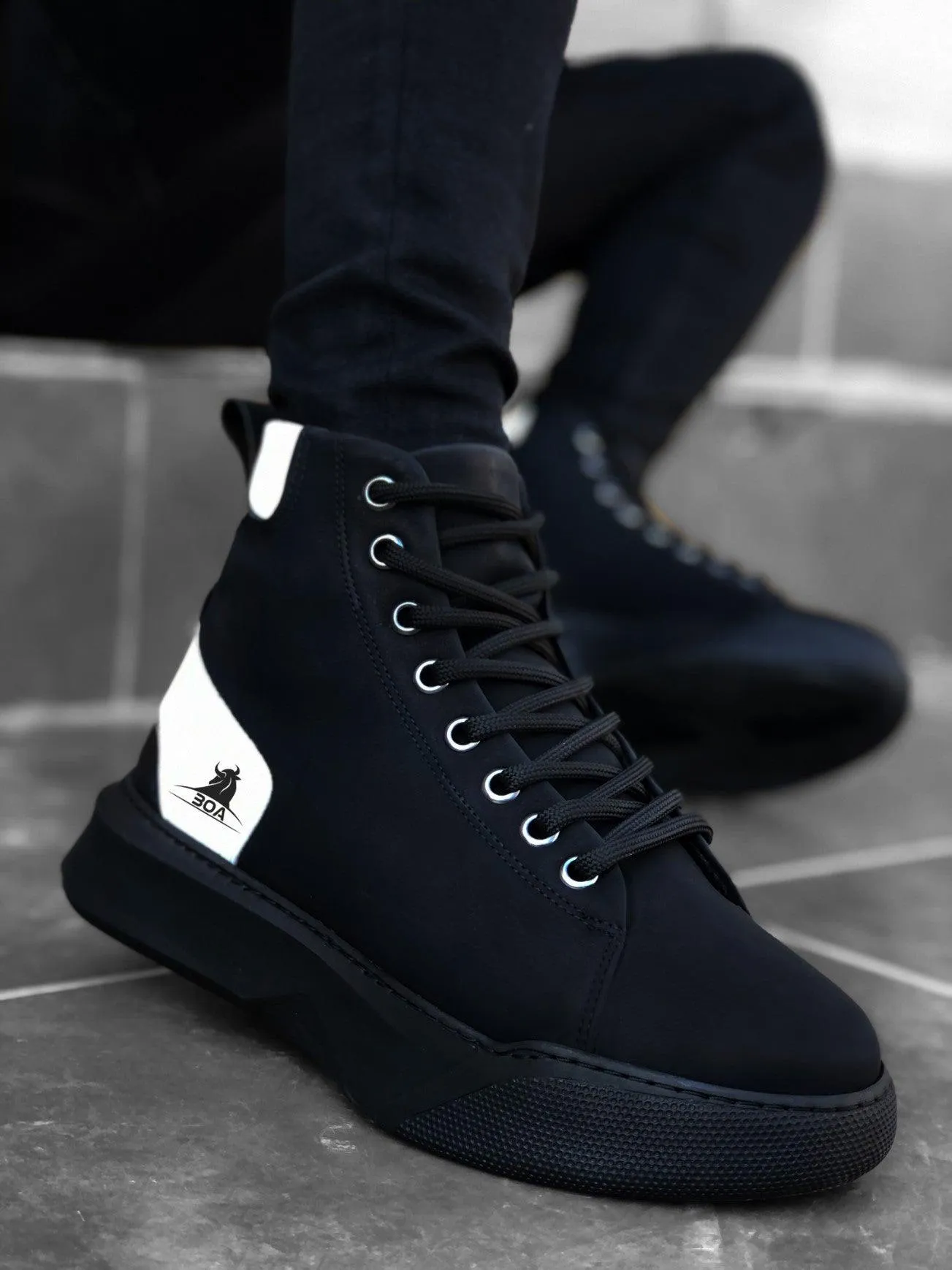 BA0155 Lace-Up Men's High Sole Black White Sport Boots