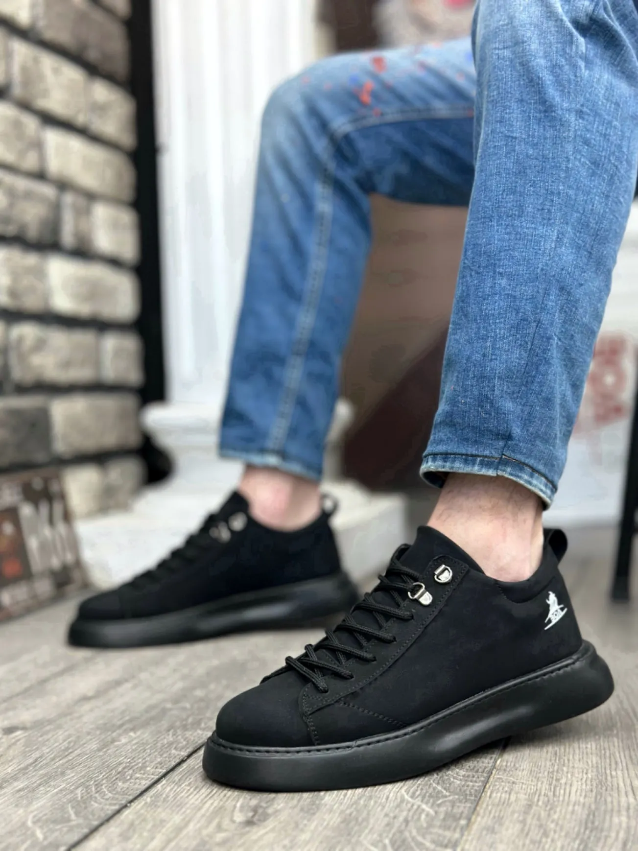 BA0331 Lace-up Men's High Sole Black Skin Sports Shoes