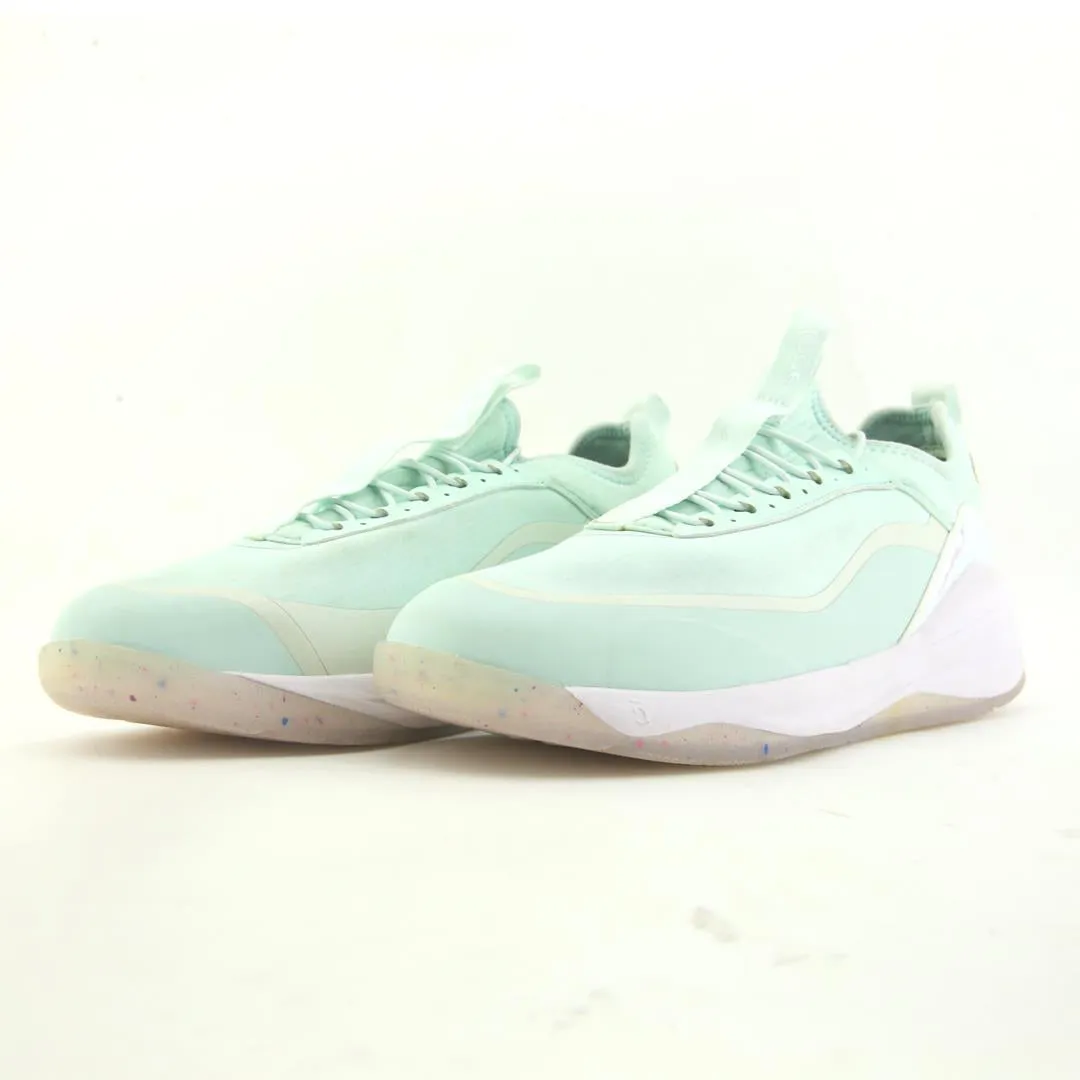 Clove  - Women Aero's Shoes - Limited Edition - Mint Holographic