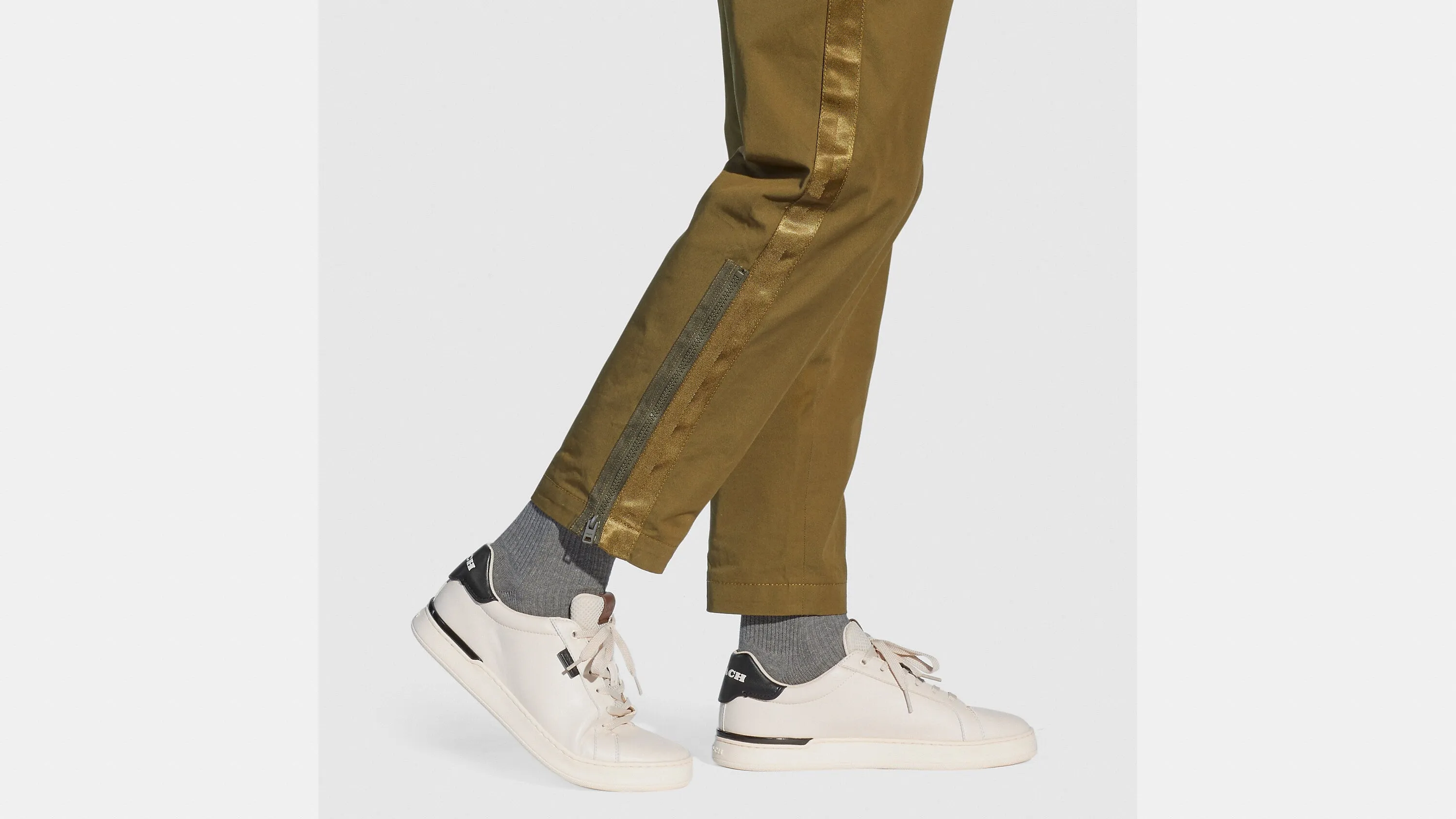 COACH Mens Low Line Low-Top Sneaker  Color Chalk Size 11.5