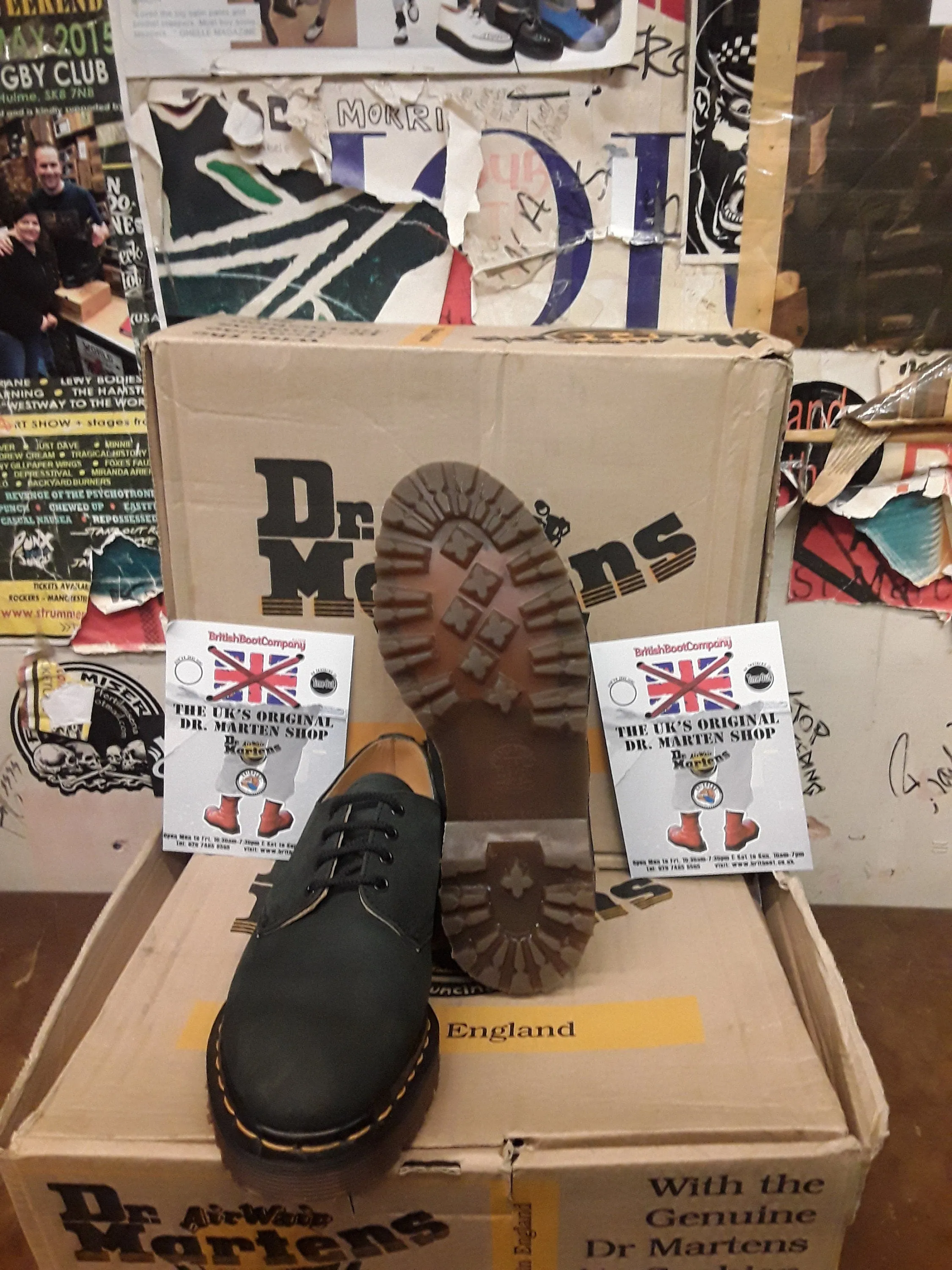 Dr Martens 1561 Made in England 4 Hole Black Canyon Size 4