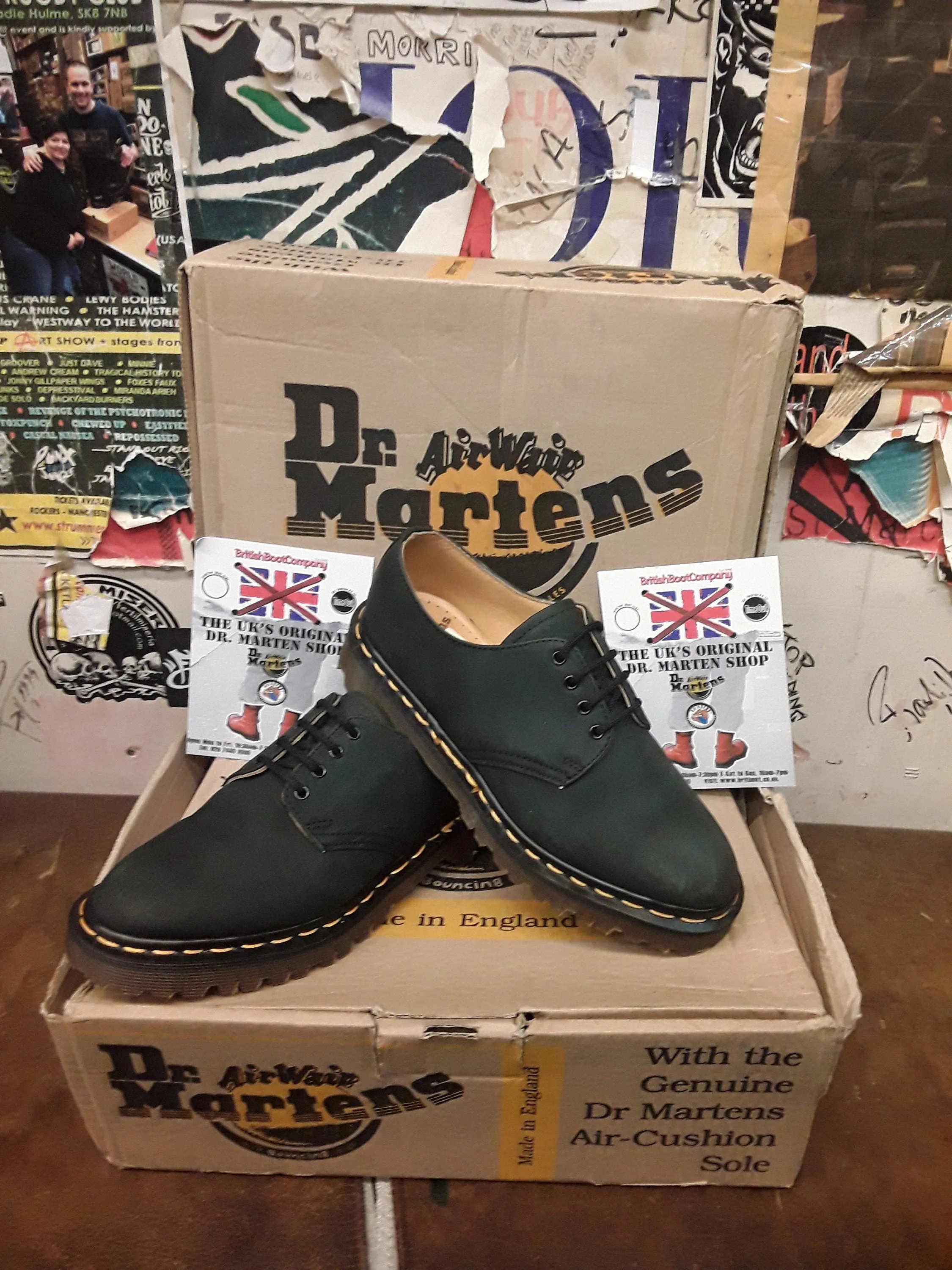 Dr Martens 1561 Made in England 4 Hole Black Canyon Size 4