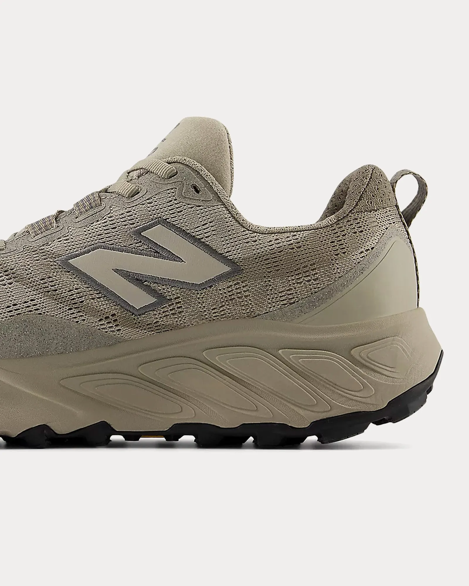 Fresh Foam X Hierro v9 Arid Stone / Castlerock Running Shoes