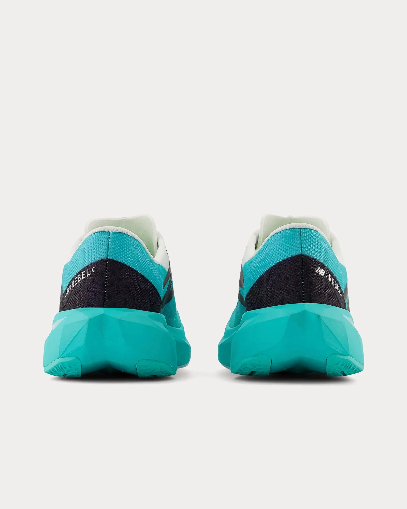 FuelCell Rebel v4 Cyber Jade / Black / White Running Shoes