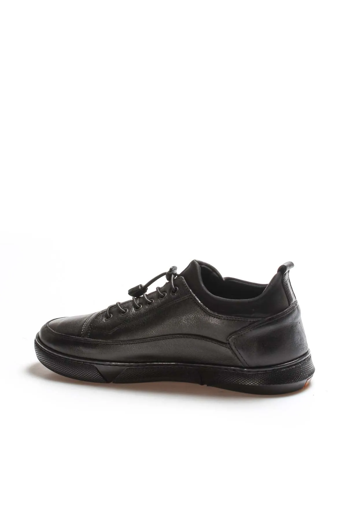 Men's Black Leather Sneakers with Lace-Up Closure and Textured Sole - Wessi
