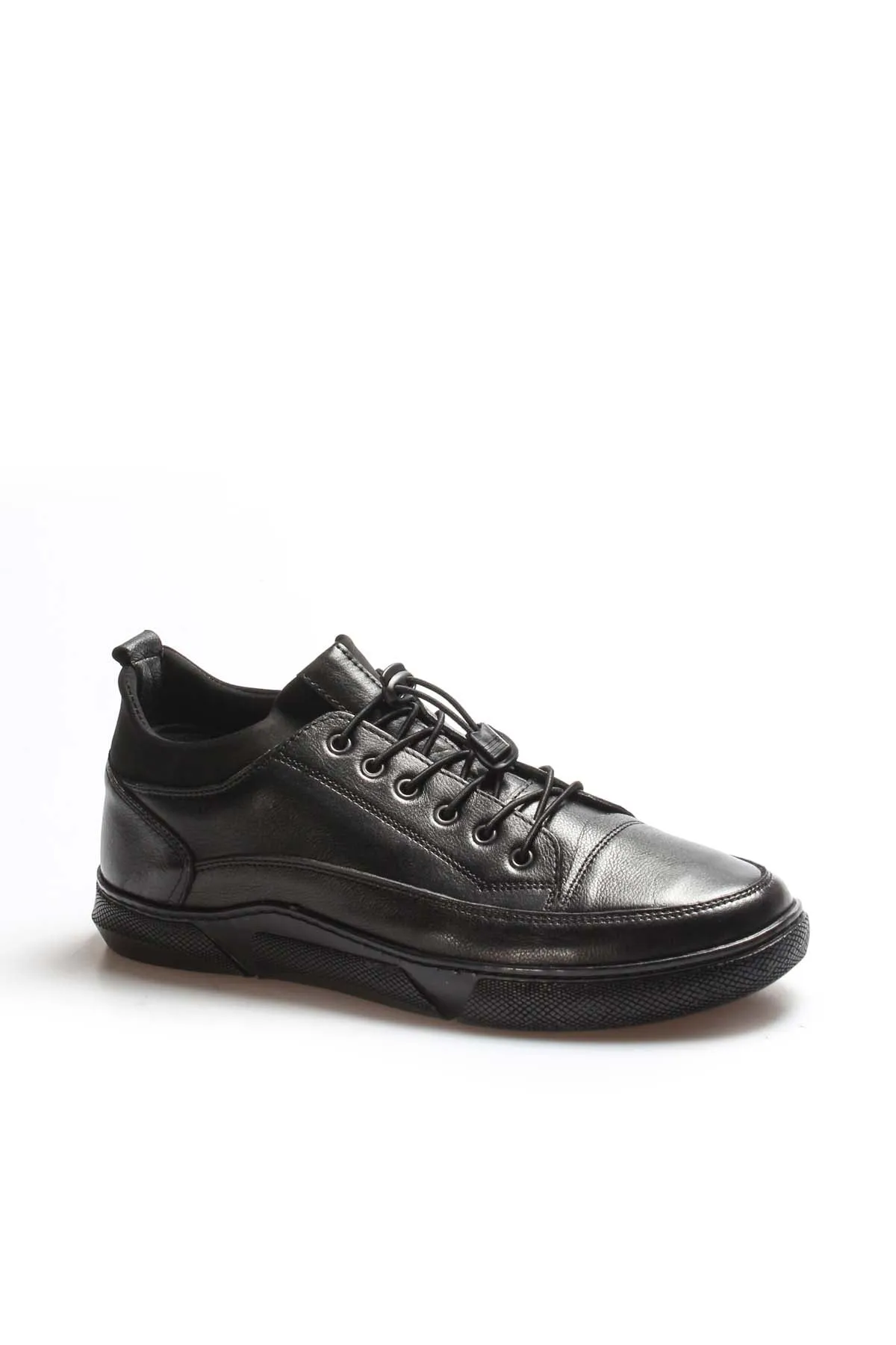 Men's Black Leather Sneakers with Lace-Up Closure and Textured Sole - Wessi