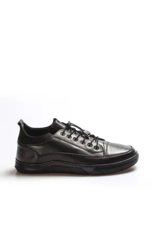 Men's Black Leather Sneakers with Lace-Up Closure and Textured Sole - Wessi