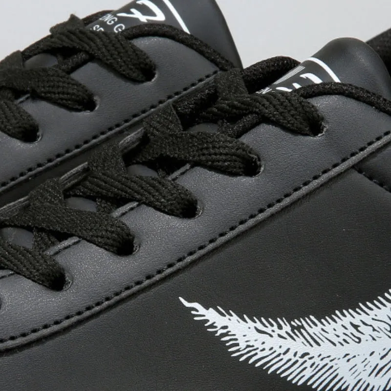 Paris Timeless Flat Sneakers