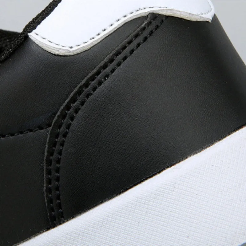 Paris Timeless Flat Sneakers