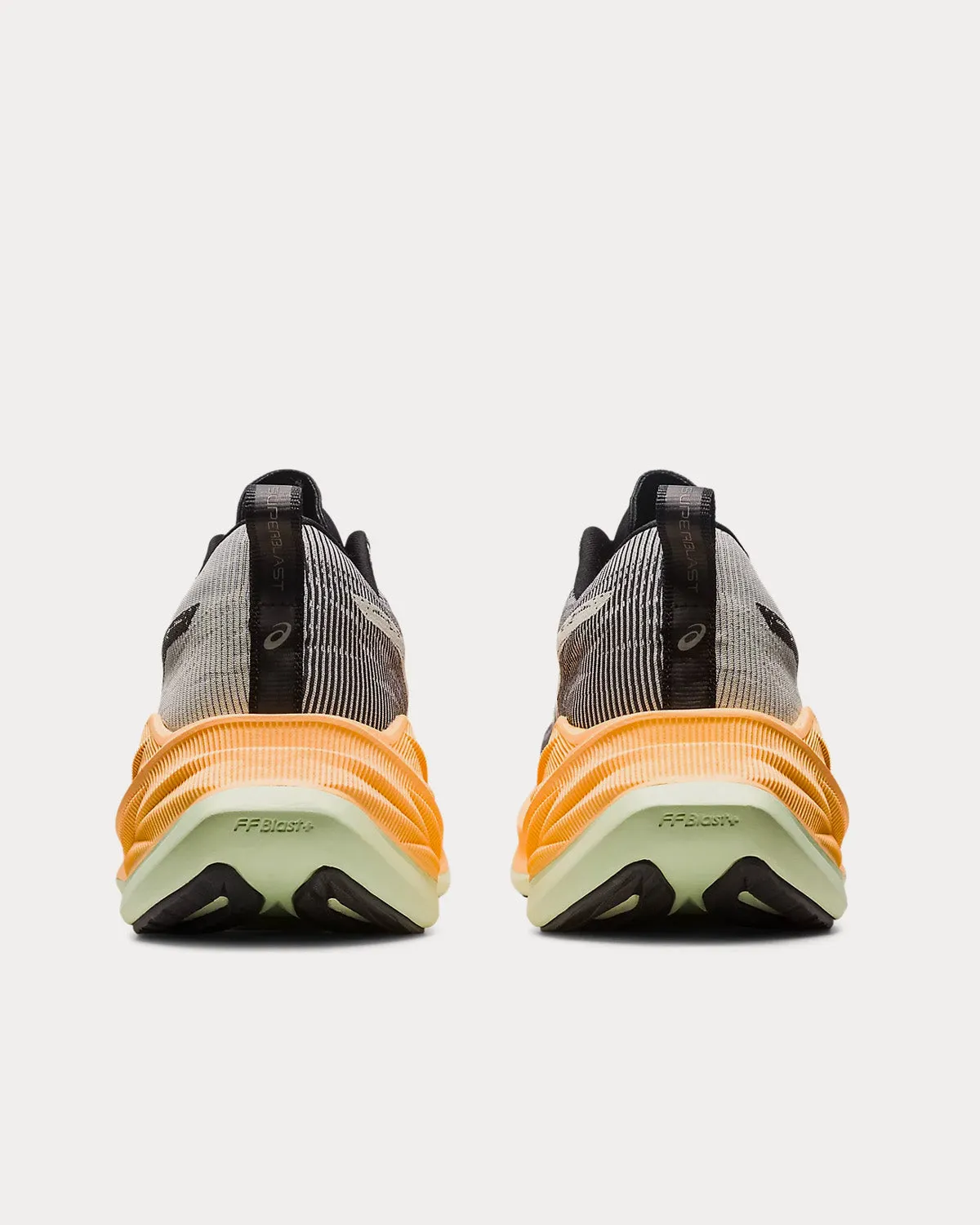 Superblast Whisper Green / Black Running Shoes