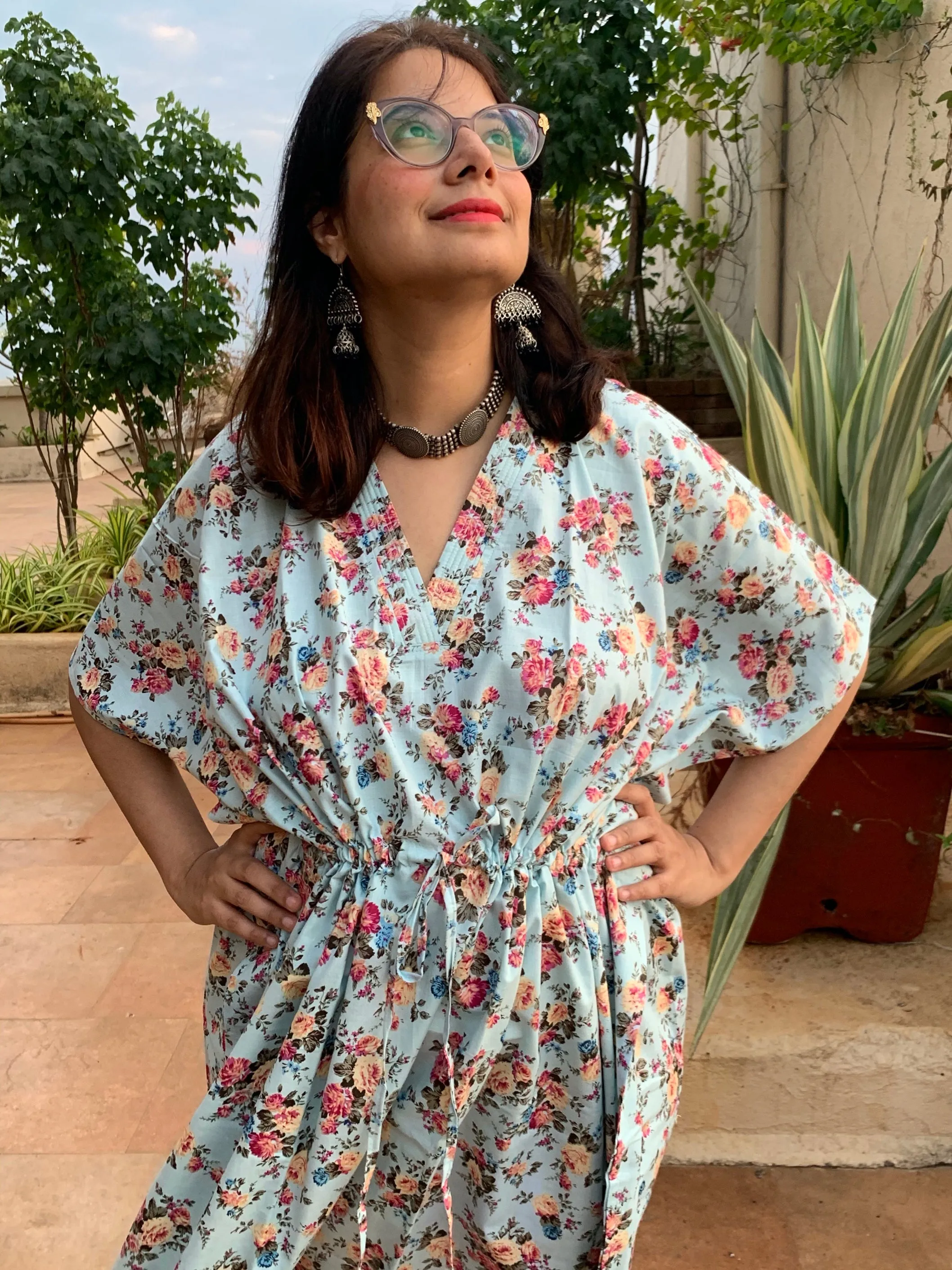 Vintage Floral Chic V-Neck, Cinched Waist Ankle Length Kaftan