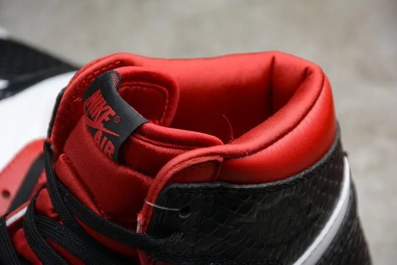WMNS Air Jordan 1 AJ1 Retro High - Satin Snake
