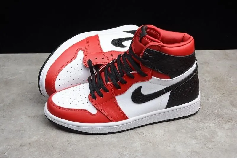 WMNS Air Jordan 1 AJ1 Retro High - Satin Snake